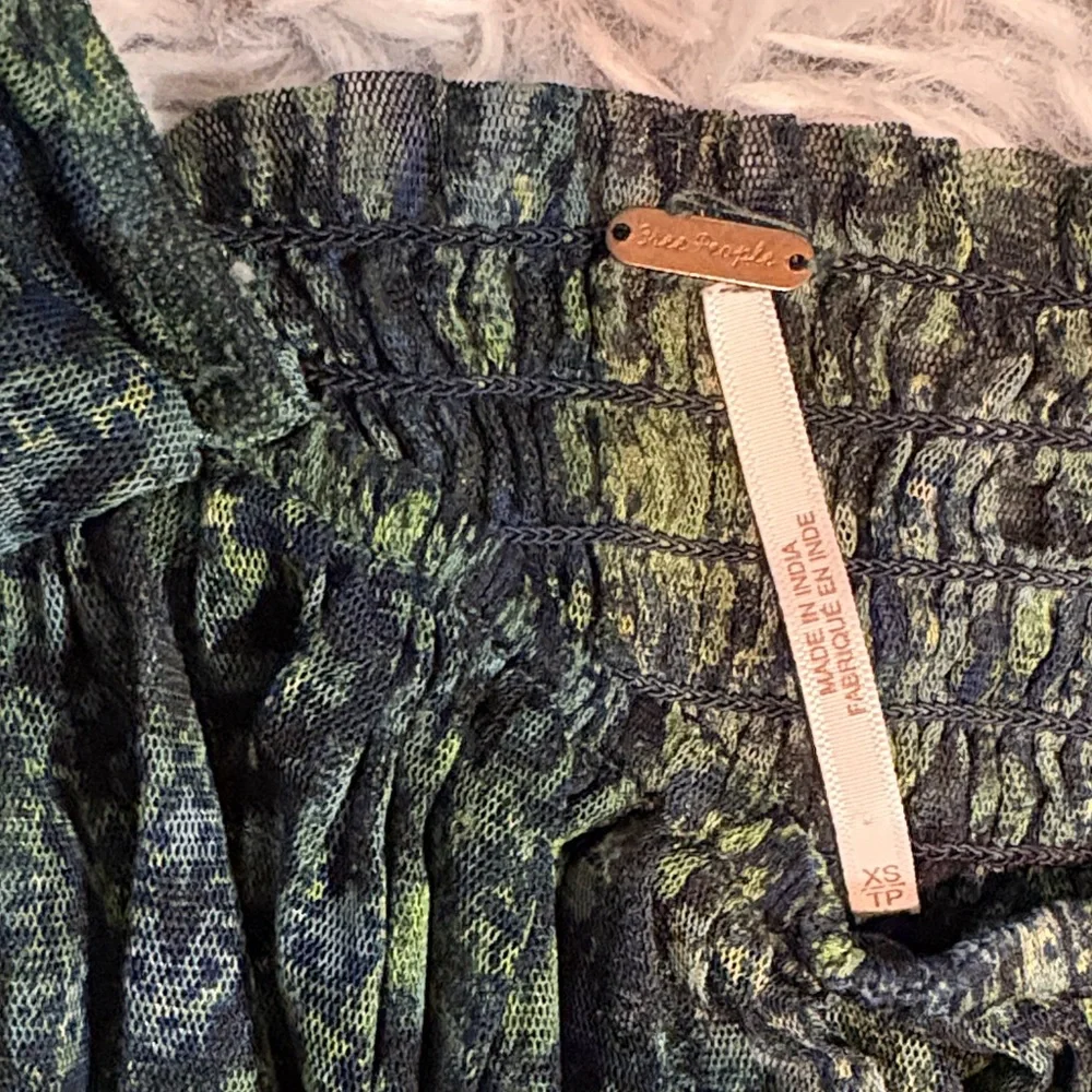 Free People Penelope BOHO Green Floral Square Neck Puff Sleeve Crop Top Shirt